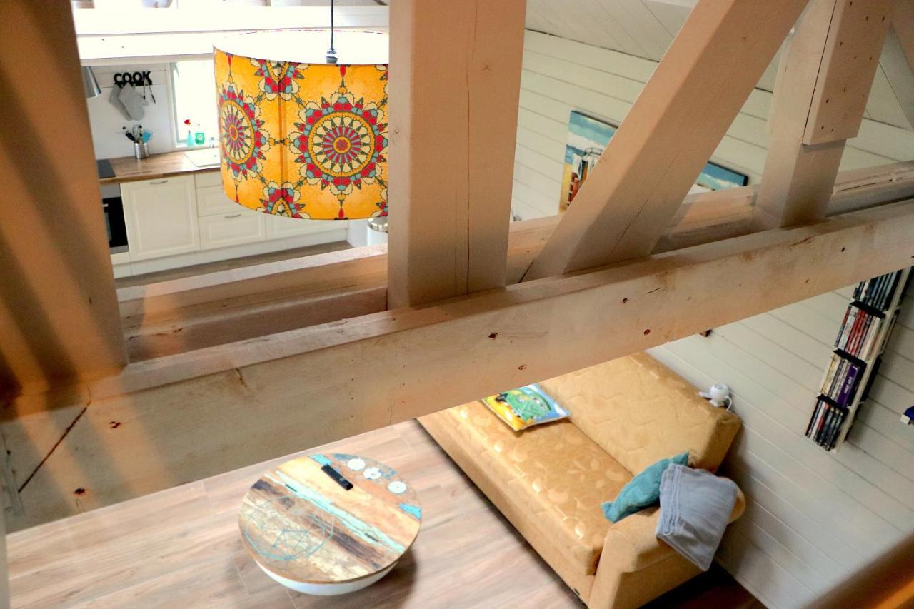 Het Wierhuis Pieterburen Bagian luar foto